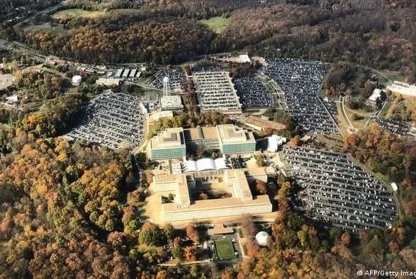 Неизвестный с оружием пытался проникнуть в штаб-квартиру ЦРУ