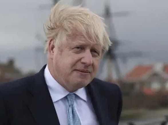 Британія почала розслідування проти Бориса Джонсона через відпочинок на Карибах