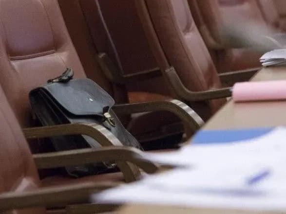 Петрашко та Криклій йдуть у відставку. ВР може розглянути їх звільнення 18 травня