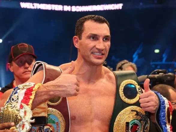 Кличко очолив рейтинг найкращих боксерів в історії "хевівейту"