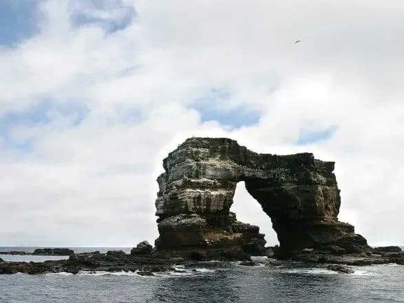 На Галапагосах зруйнувалася одна з місцевих пам'яток - Арка Дарвіна
