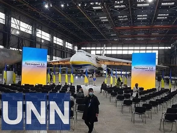 Журналістів почали пропускати на місце пресконференції Зеленського: як все виглядає