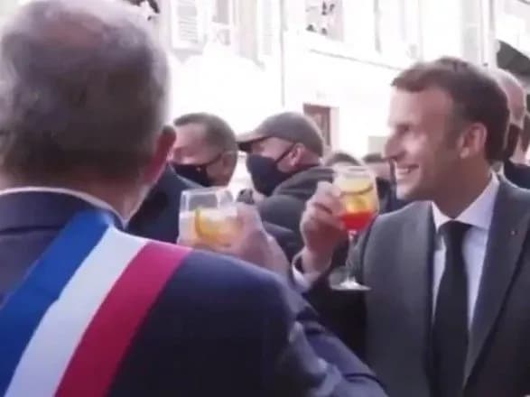 Наступний келих у Києві: історія з тостом Макрона "за Україну" отримала продовження