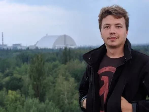 У Мінську затримано засновника головного ресурсу про протести, саме через це було здійснено "аварійну посадку" літака