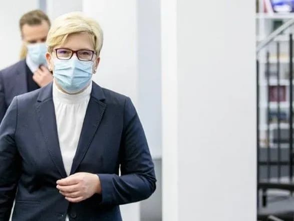 Литва закриває аеропорти для перевізників, які літали над Білоруссю