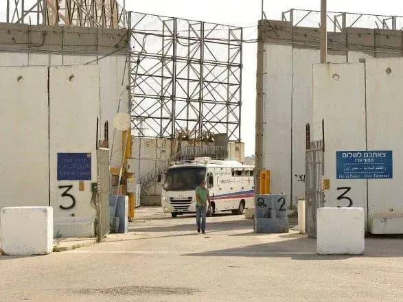 Ізраїль відкрив КПП на кордоні з Газою та зону рибальства для палестинських човнів