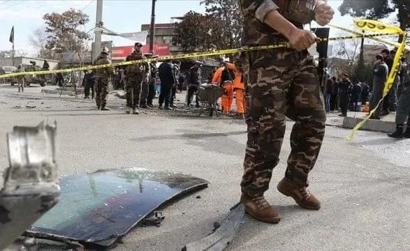 В Афганистане автомобиль наехал на мину и подорвался, погибли 6 человек