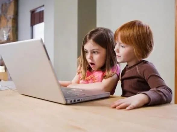 У Росії з'явиться спеціальний "перевірений" інтернет для школярів