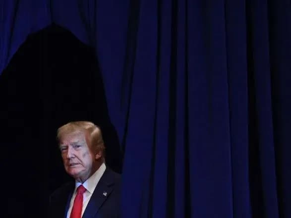 Facebook переглянув рішення про безстрокове блокування аккаунтів Трампа