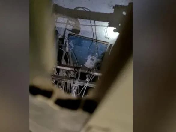 Ліфт з двома українцями зірвався з 15 поверху у Польщі