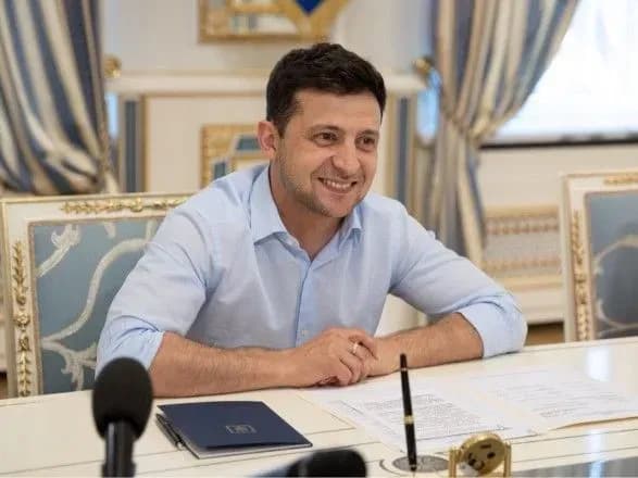 Дуже очікую на зустріч: Зеленський повідомив, що Байден запросив його у Білий дім у липні