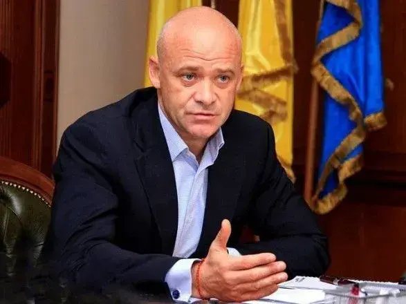 Мер Одеси Труханов знайшов винних у зриві пляжного сезону: погода і підприємці