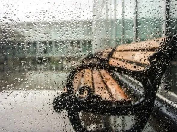 Погіршення погоди та до 28° тепла: прогноз на сьогодні