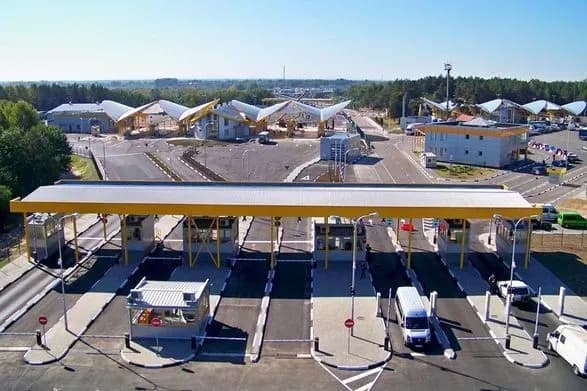 Українські пункти пропуску на кордоні з Польщею відкриються з 23 червня