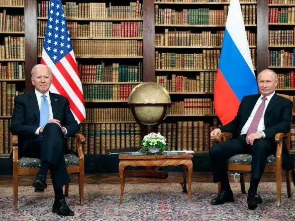 "Путін дуже впевнений у собі, Байден був незадоволений ситуацією" - фізіогноміст проаналізував саміт президентів