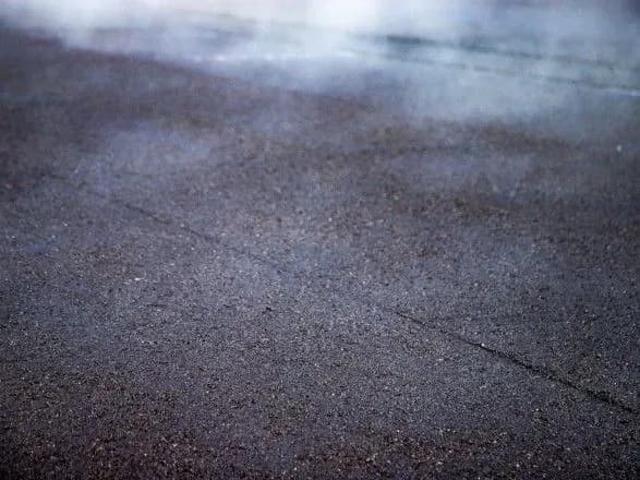 Через спеку у Києві обмежили в'їзд вантажівок