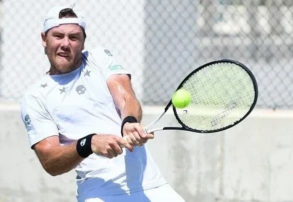 Перший українець виграв поєдинок на старті відбору на “Вімблдоні”