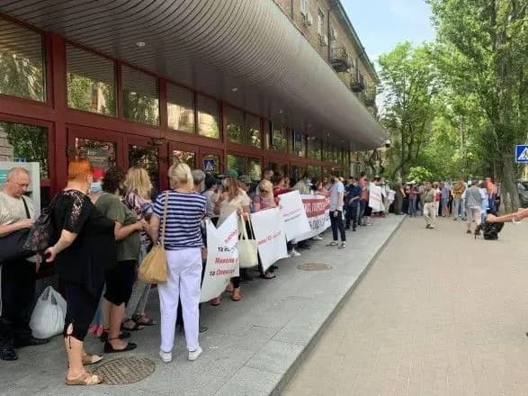Активісти вимагають від НАБУ відкрити кримінальне провадження щодо корупції Кличка