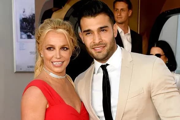 Я травмована, я нещасна: Брітні Спірс вимагає скасувати опікунство над нею