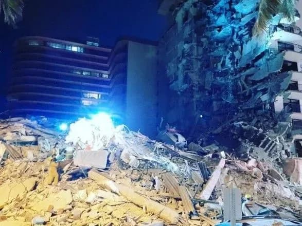 Обвал будинку у Флориді: жертв уже 9