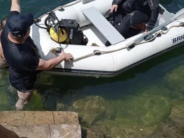 Пошел отдыхать на природе и исчез. В ужгородском карьере нашли тело 19-летнего военного