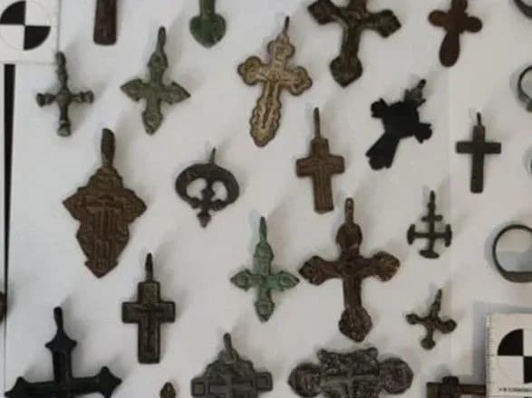 На Київщині намагались вивезти в ЄС антикваріат І тисячоліття до н.е.