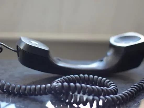 В Киеве ищут взрывчатку в трех торговых центрах