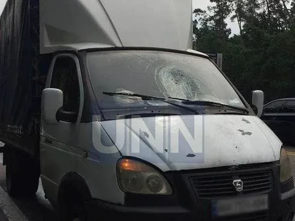 На Бориспольском шоссе мужчина бросился под "Газель"