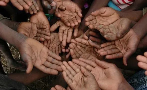 Рік пандемії погіршив ситуацію з голодом у світі - ООН