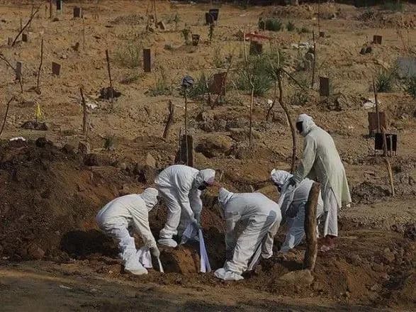 Мексику накрило третьою хвилею коронавірусу