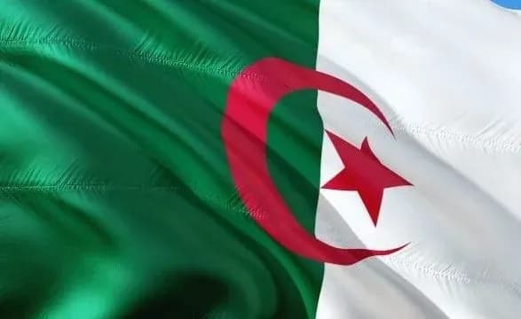 Алжир відкликає посла в Марокко