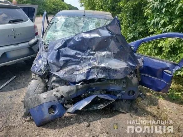 В Харьковской области произошло смертельное ДТП: четверо госпитализированы, среди них - двухлетняя девочка