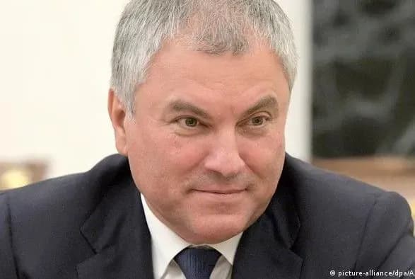 Витратив не перельоти 75 млн: команда Навального випустила розслідування про спікера Держдуми РФ