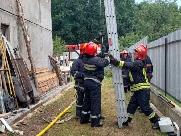 Троє пасажирів, які розбилися в літаку на Прикарпатті, були хасидами