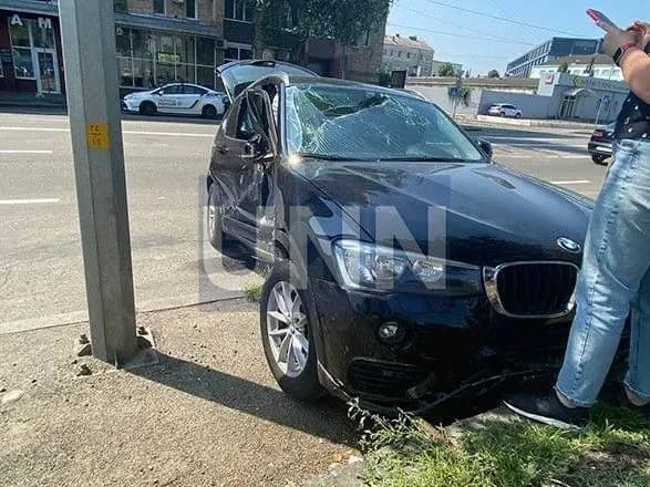 Через зіткнення автівок у столиці - машини "розкидало" у різні сторони