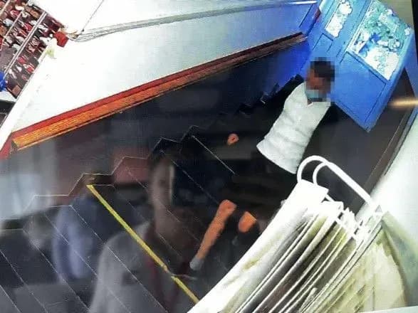 Затримано чоловіка, який влаштував вибухи у поштоматах Києва та Одеси