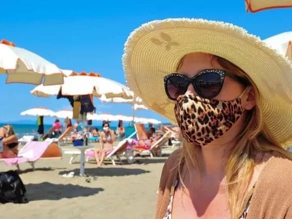 Українські туристи продовжують літати на відпочинок "в гарячі точки" Туреччини, незважаючи на пожежі - туроператор