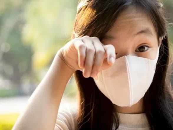 Немецкий офтальмолог: ношение защитной маски провоцирует синдром сухого глаза