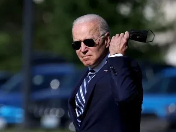 США досягли мети Байдена з вакцинації від коронавірусу з місячним запізненням