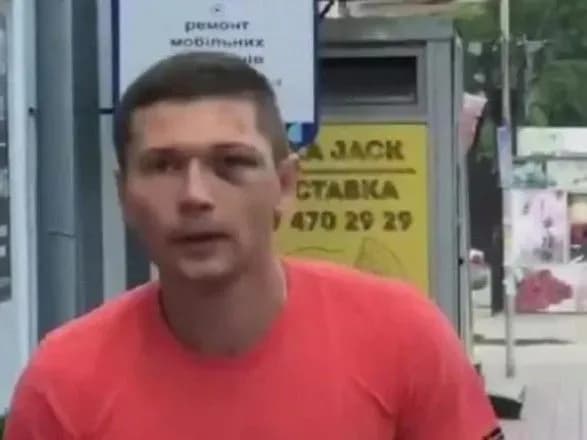 Військового, який побив танцівника шоу-балету Дорофєєвої, звільнили з УДО