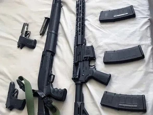 У представників Нацкорпусу на Харківщині влаштували обшуки: у СБУ повідомляють про підозри у рекеті