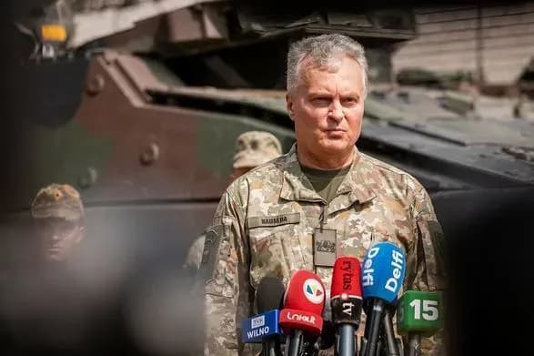 Президент Литви заявив, що заворушення біля Сейму не відбувалися б без допомоги іноземних держав
