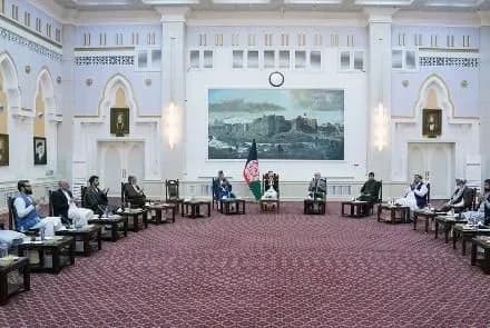 В Афганістані створять групу для переговорів з талібами