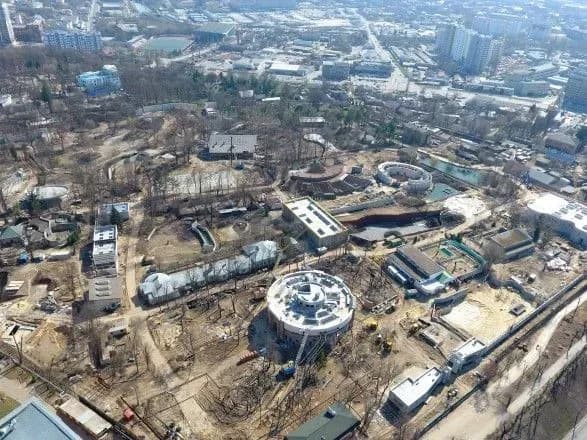 "Общественный туалет по стоимости имения или мавзолея": в соцсетях обсуждают "слитый" бюджет на туалет в Харьковском зоопарке