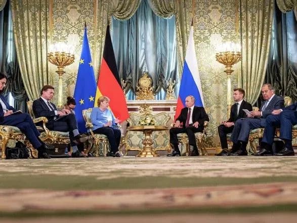 Путін каже, що Росія готова продовжувати транзит газу через Україну, але є декілька "але"