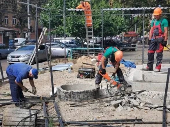 У центрі Одеси зносять "нахаббуд"