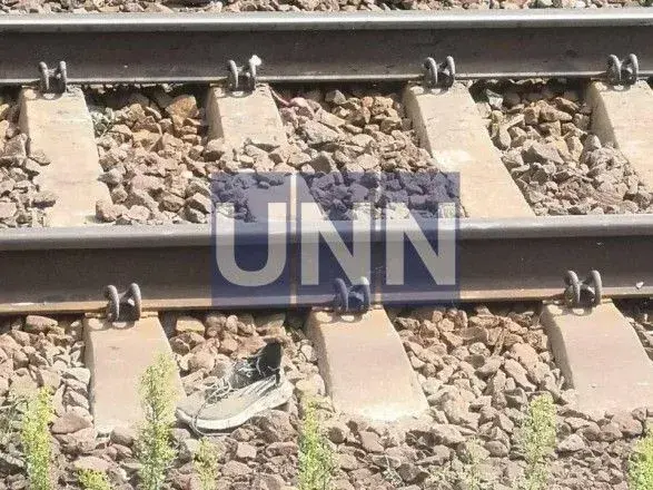 На Київщині швидкісний потяг збив чоловіка