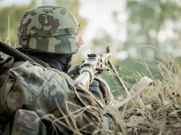Ситуація на Донбасі: бойовики здійснили 13 обстрілів