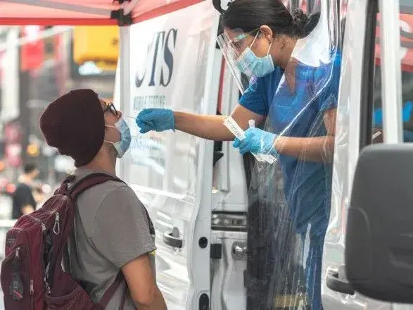 Країни ЄС виключили США зі списку держав, безпечних для подорожей