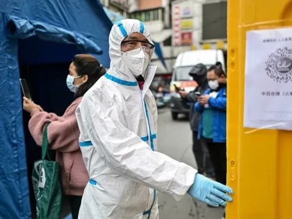 Вчені припустили, що COVID-19 міг потрапити в Ухань разом з напівфабрикатами